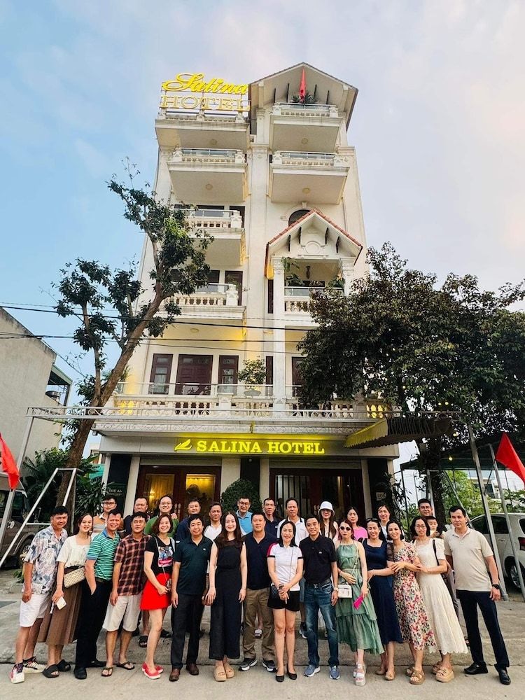 undefined Salina Hotel 7