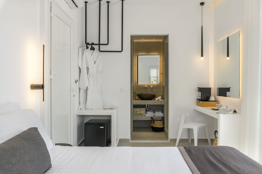 Sunset Windmills Suites Suite City View 9