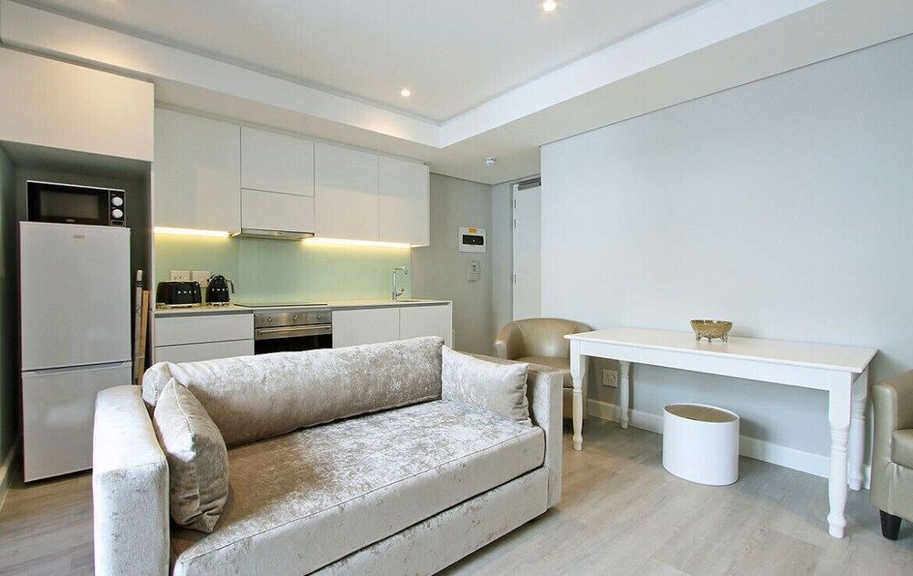 35 on Main Apartment, 1 Bedroom, Mountain View 8