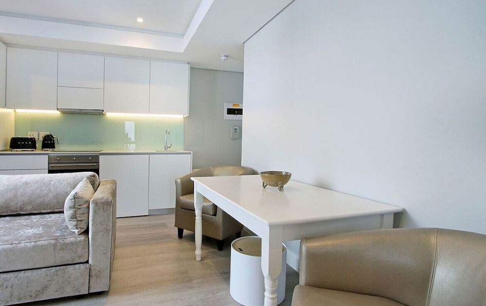 35 on Main Apartment, 1 Bedroom, Mountain View 10