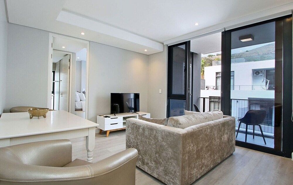 35 on Main Apartment, 1 Bedroom, Mountain View 9