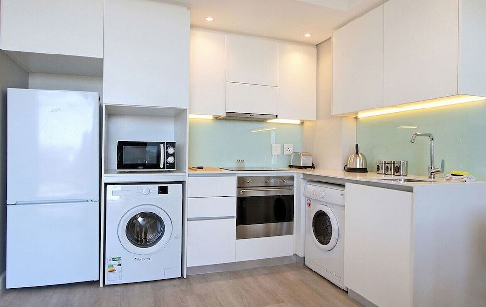 35 on Main Apartment, 1 Bedroom, Sea View 7