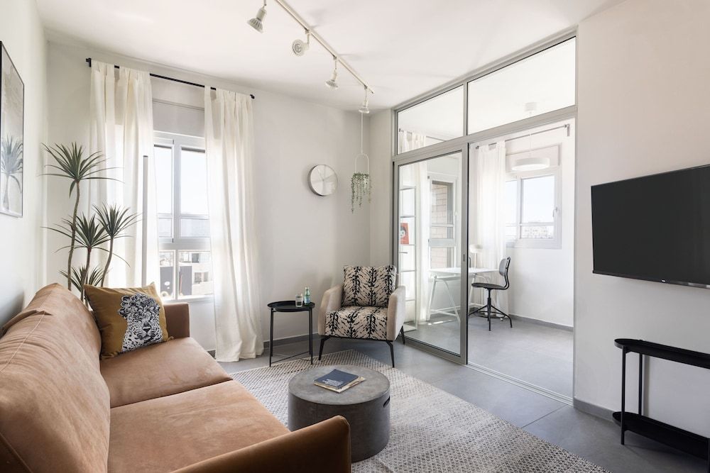 Bauhaus Boutique by TLV2rent Classic Apartment 13