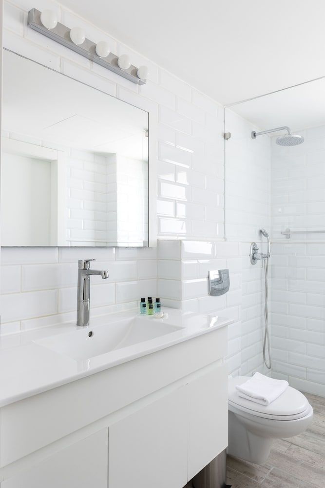 Bauhaus Boutique by TLV2rent Classic Apartment 5