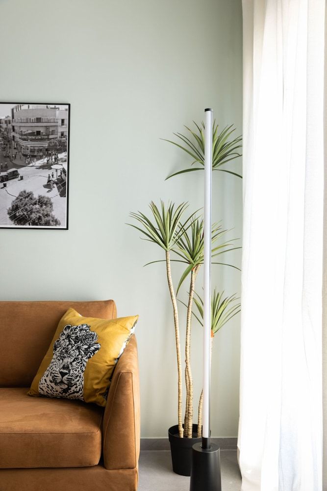 Bauhaus Boutique by TLV2rent Classic Apartment 12