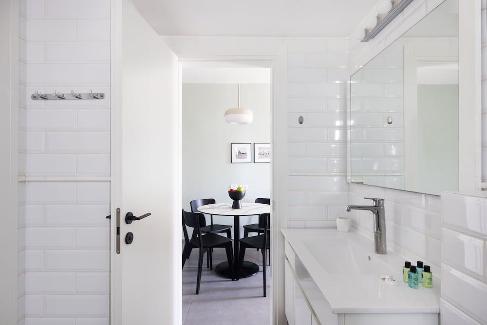 Bauhaus Boutique by TLV2rent Classic Apartment 7