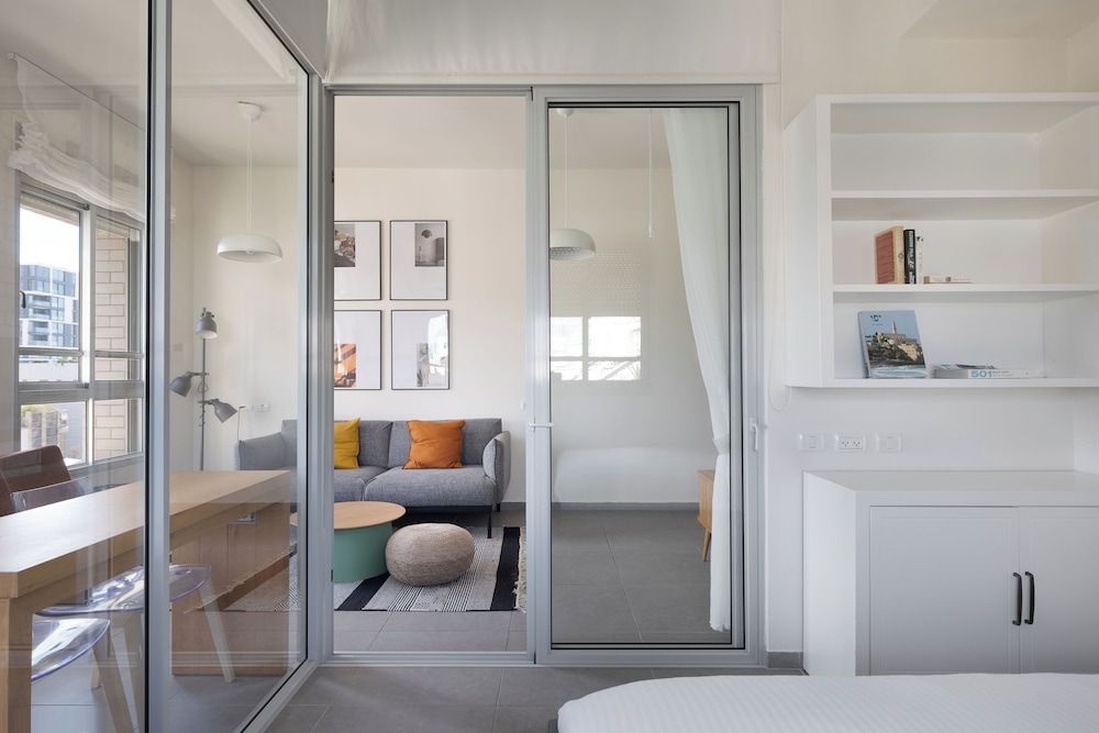 undefined Bauhaus Boutique by TLV2rent 4