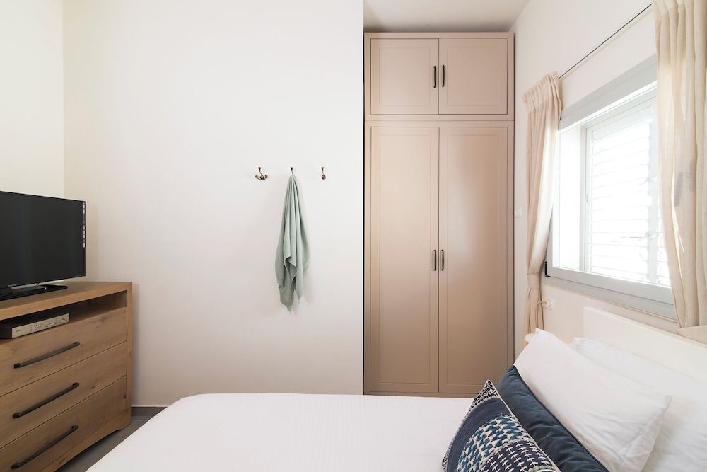 undefined Bauhaus Boutique by TLV2rent 10