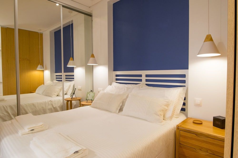 undefined Merc Porto Cedofeita Place