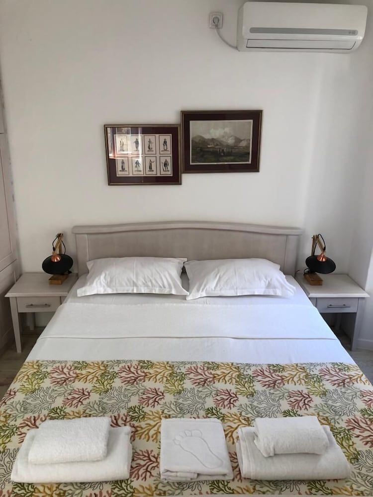Athos Guesthouse Standard Room 2