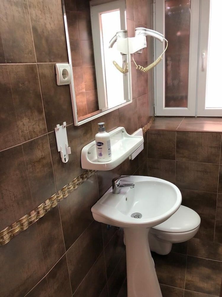 Athos Guesthouse Standard Room 13