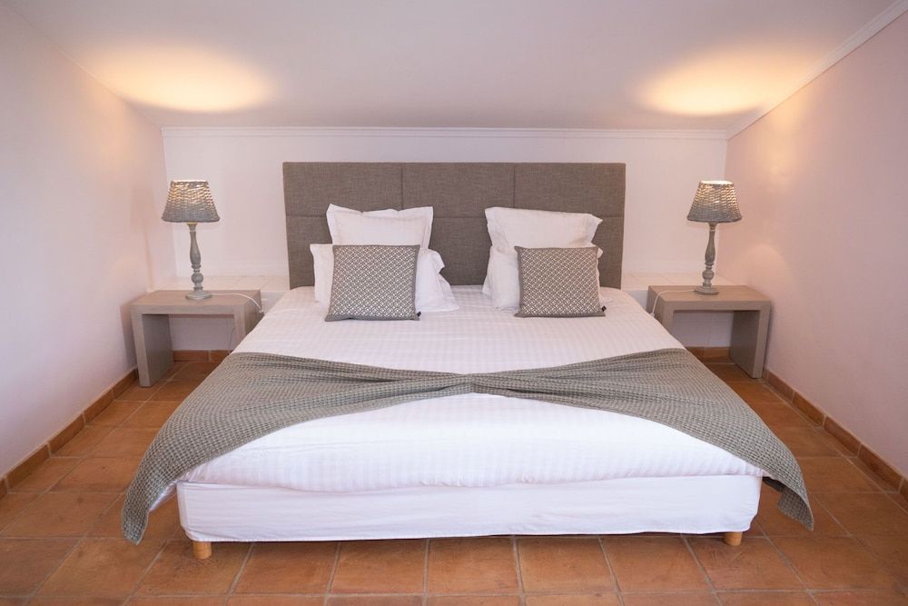 Le Mas De Gleyzes Standard Double Room, Private Bathroom (El Miura) 2