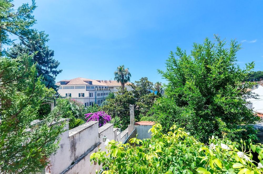 undefined Apartments Paula 4