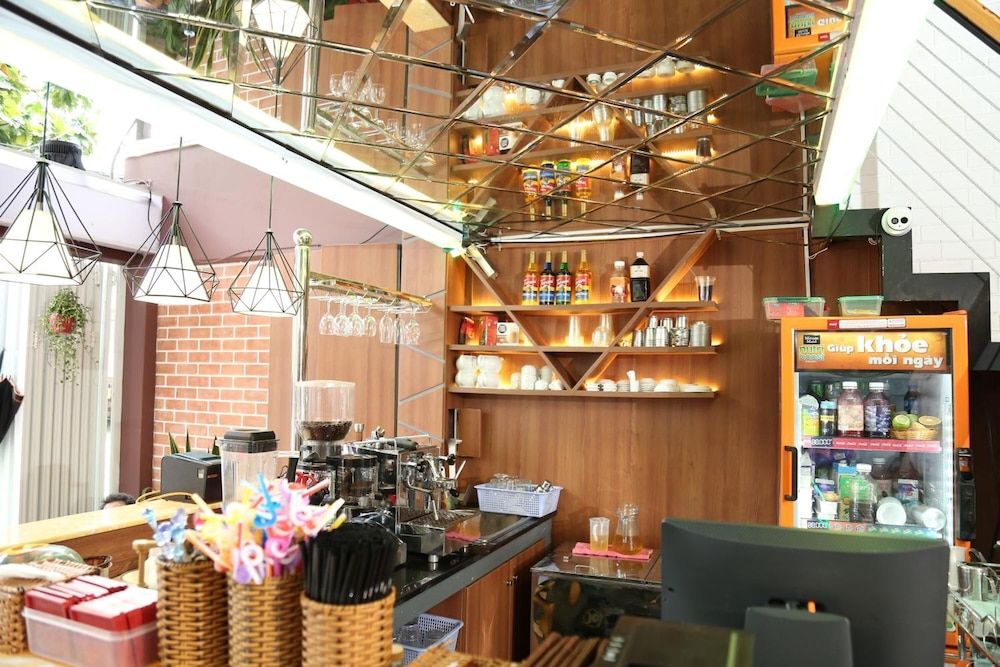 undefined Hong Bao Thach Hotel 10