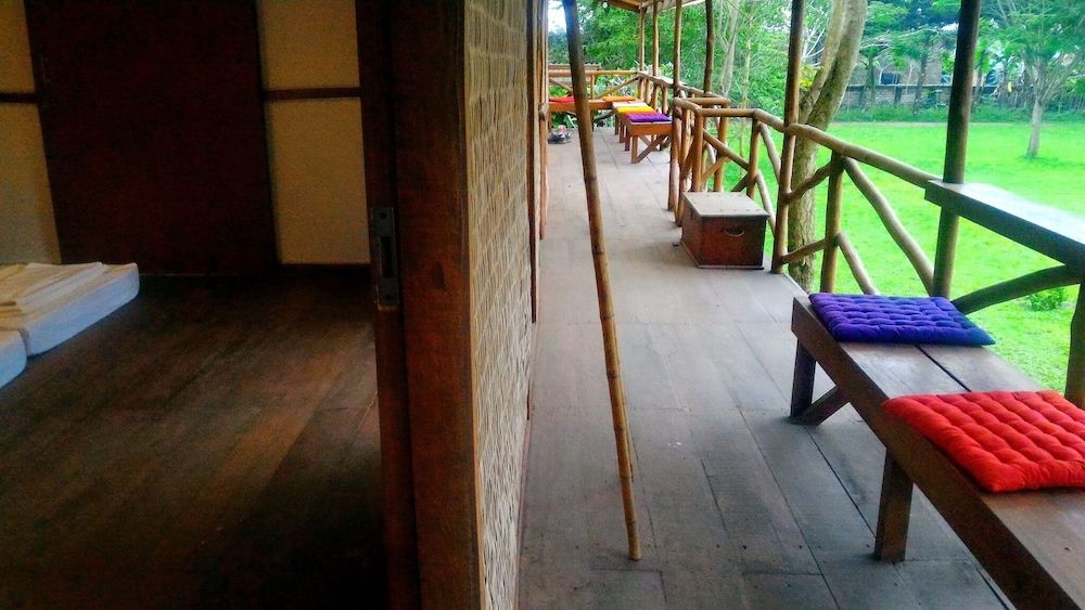 Ronia Mountain Villa Lembang Rumah Panggung 3