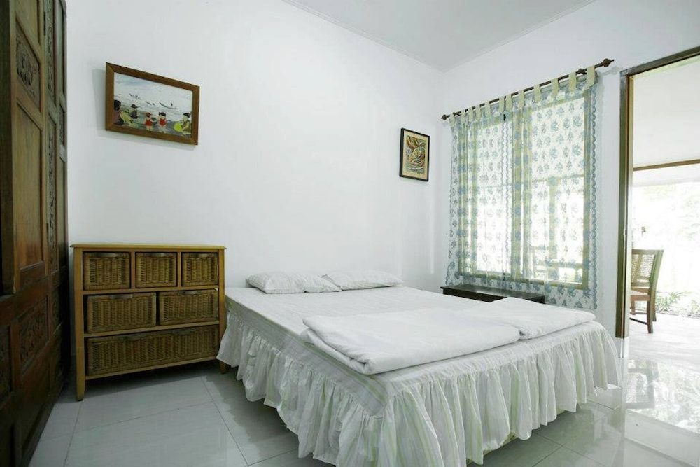 Ronia Mountain Villa Lembang Double Room, Garden View 2