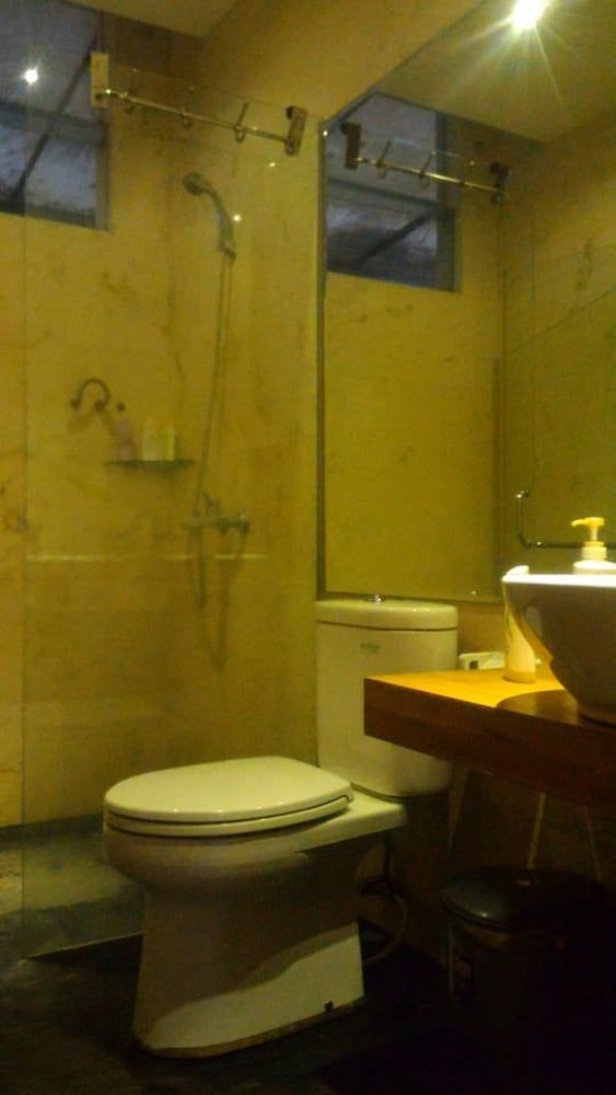 Ronia Mountain Villa Lembang Ronia Luxury Bungalow 3