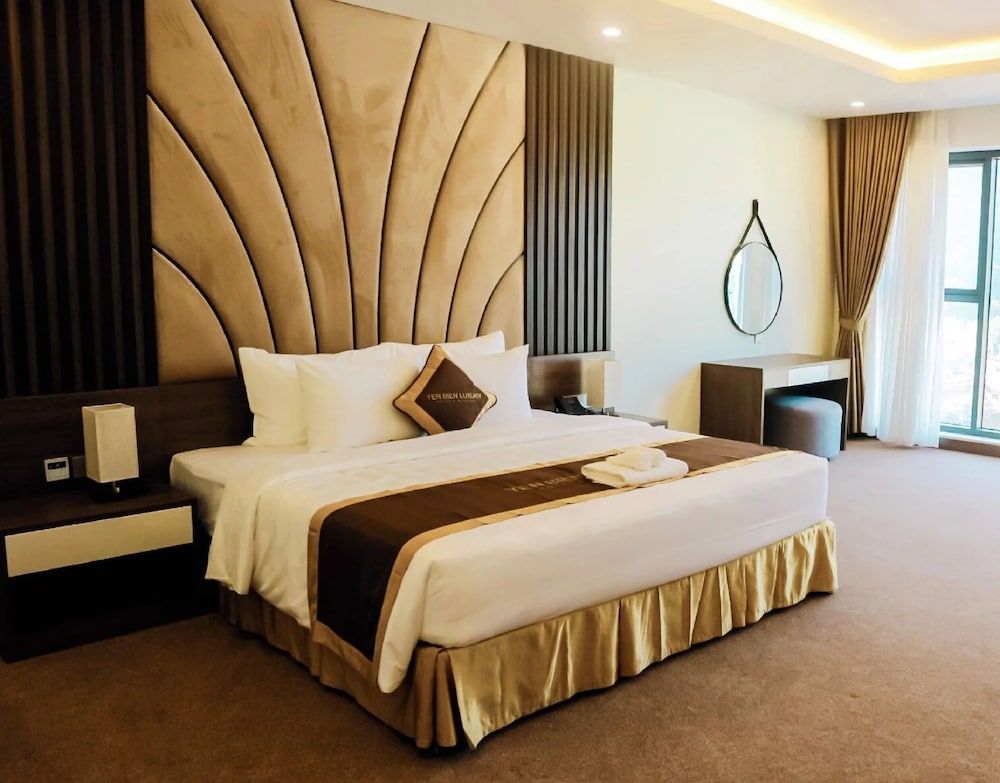 Luxury Double Room, 1 King Bed, City View