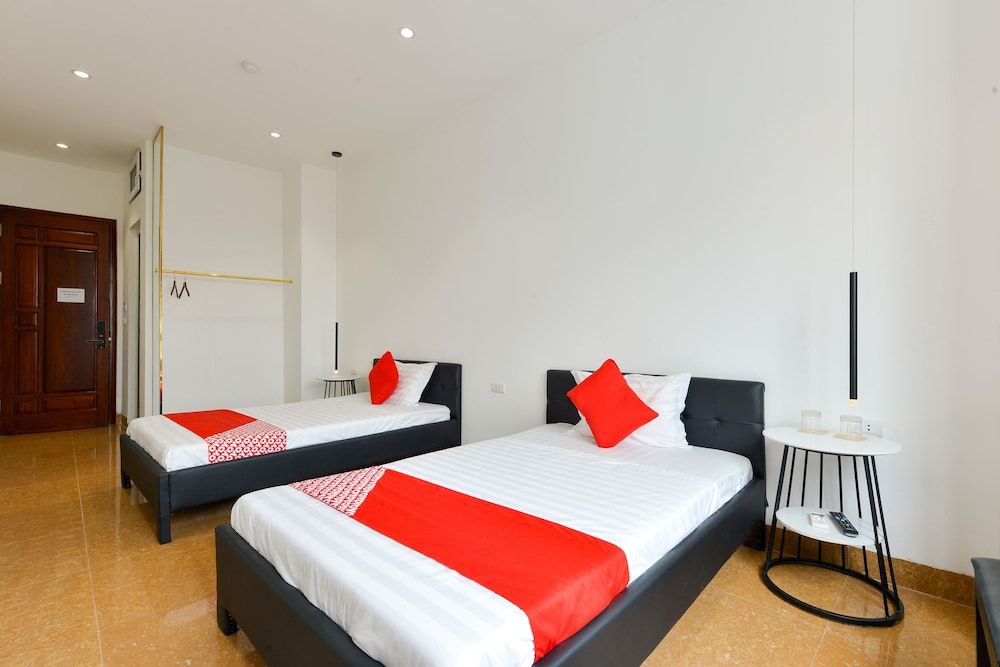 undefined BH Riverside Hotel 2