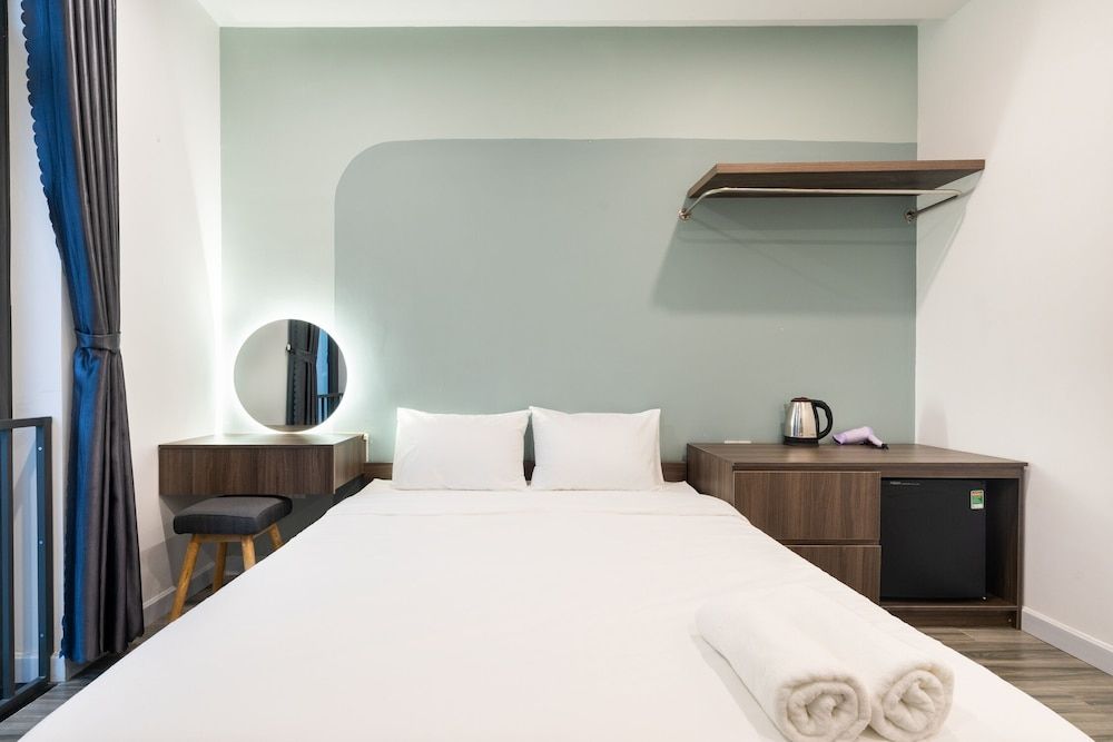 Justay Pink Church Standard Room with City View 4