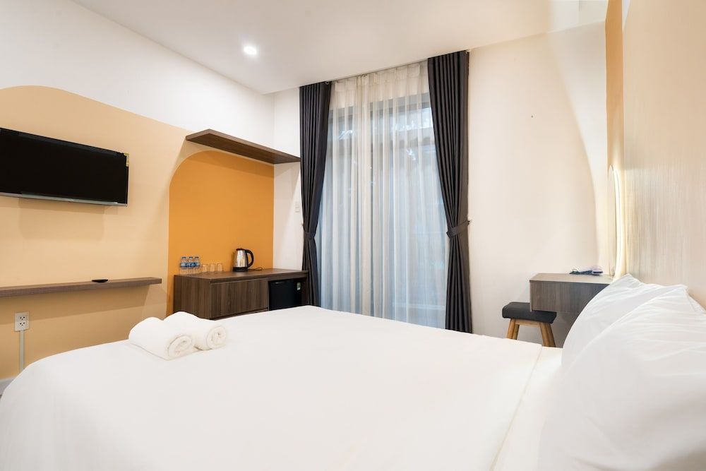 undefined Justay Pink Church 4