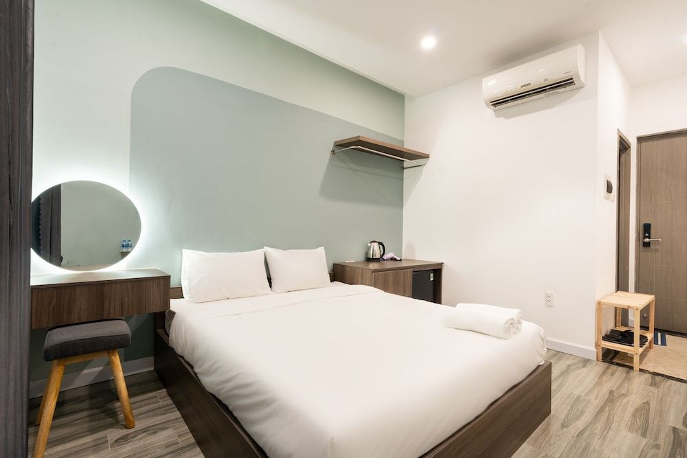 Justay Pink Church Standard Room with City View