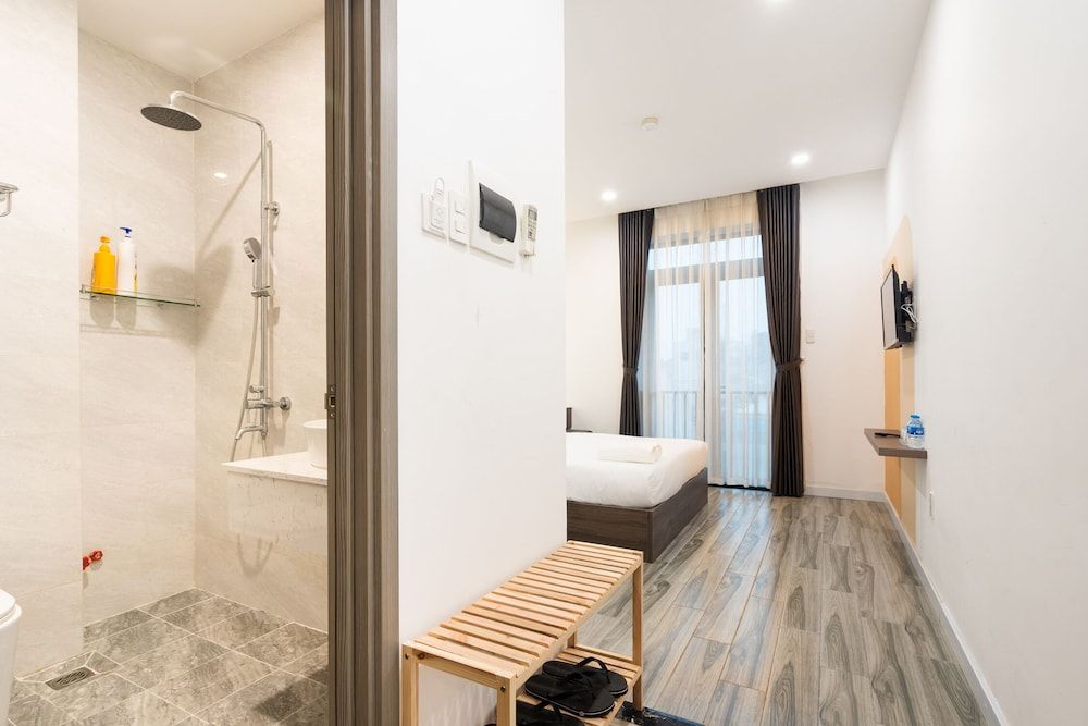 Justay Pink Church Standard Room with City View 11