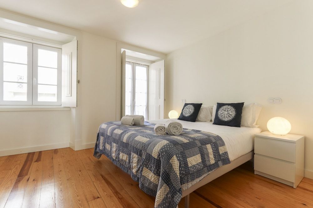 undefined Principe Real T.M. Flat Charming View 7