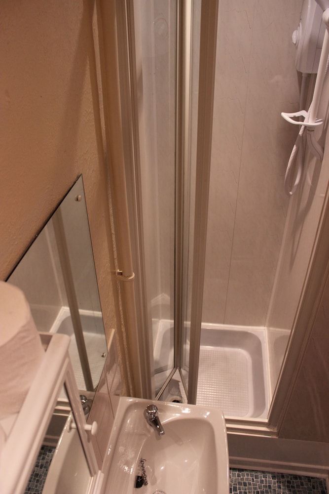 Sandpiper Holiday Apartments Apartment, 1 Bedroom (Apartment 7, Second Floor) 8