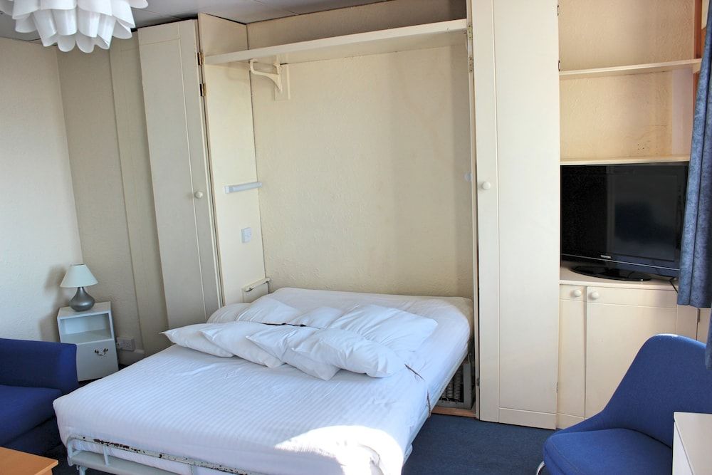 Sandpiper Holiday Apartments Apartment, 1 Bedroom (Apartment 7, Second Floor) 2