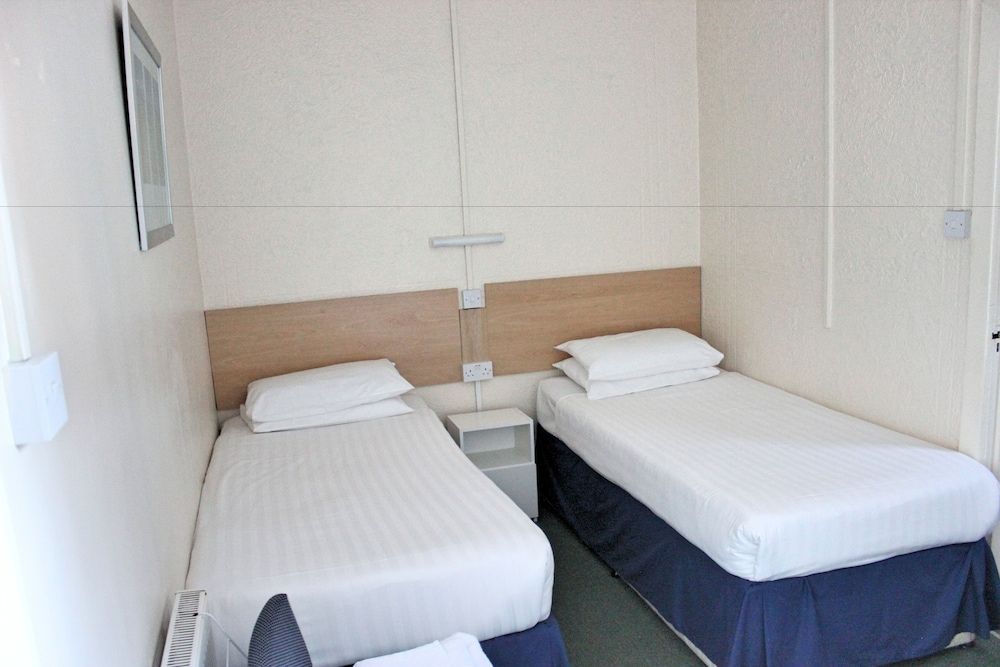 undefined Sandpiper Holiday Apartments 7