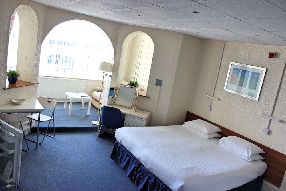 Sandpiper Holiday Apartments Studio, Ground Floor (Apartment 1 ) 2