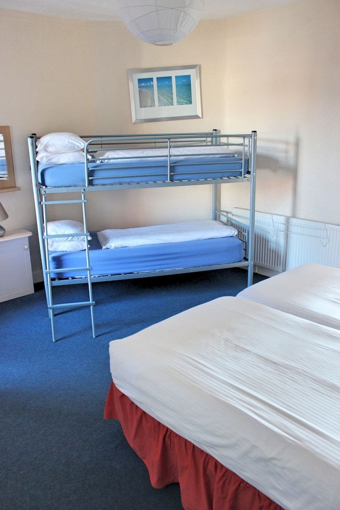 Sandpiper Holiday Apartments Apartment, 2 Bedrooms (Apartment 3, First Floor ) 4