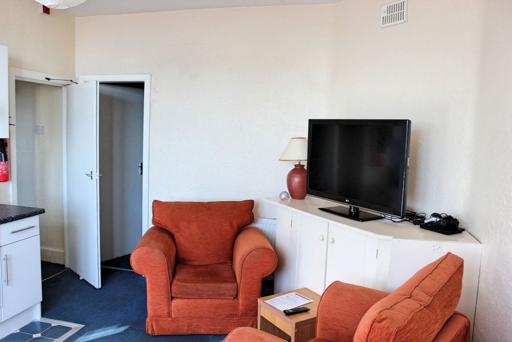 Sandpiper Holiday Apartments Apartment, 2 Bedrooms (Apartment 3, First Floor ) 16