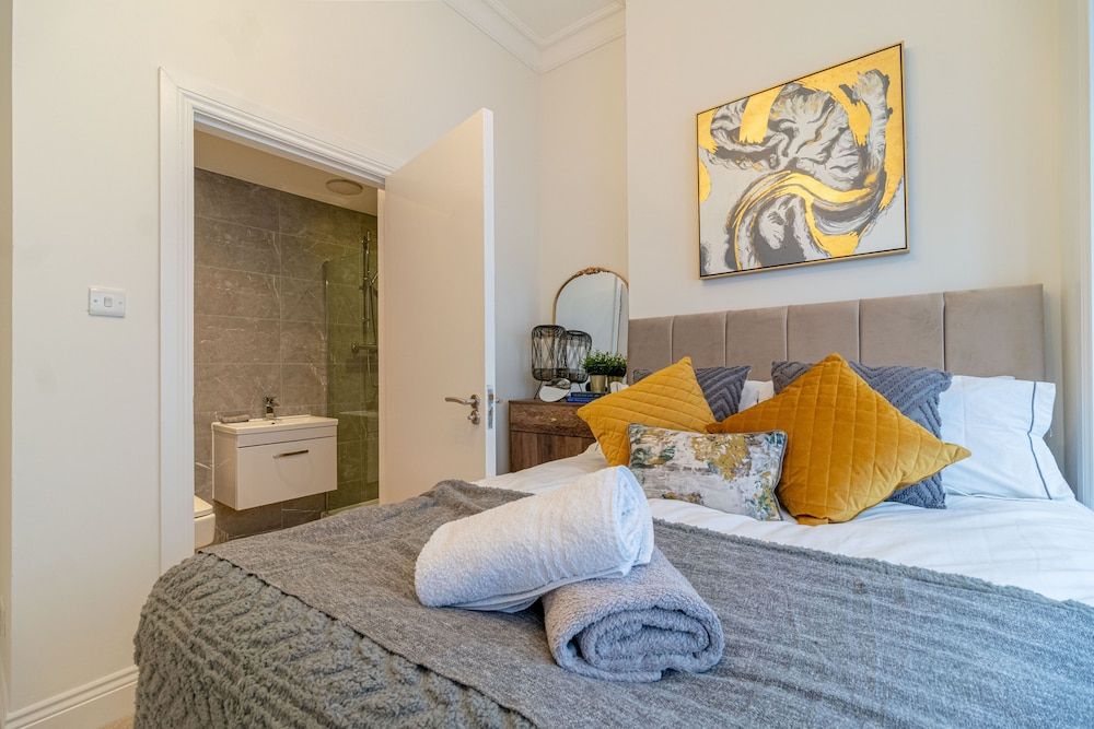 Blythswood 1, 2, 3 Standard Apartment, Ensuite 19