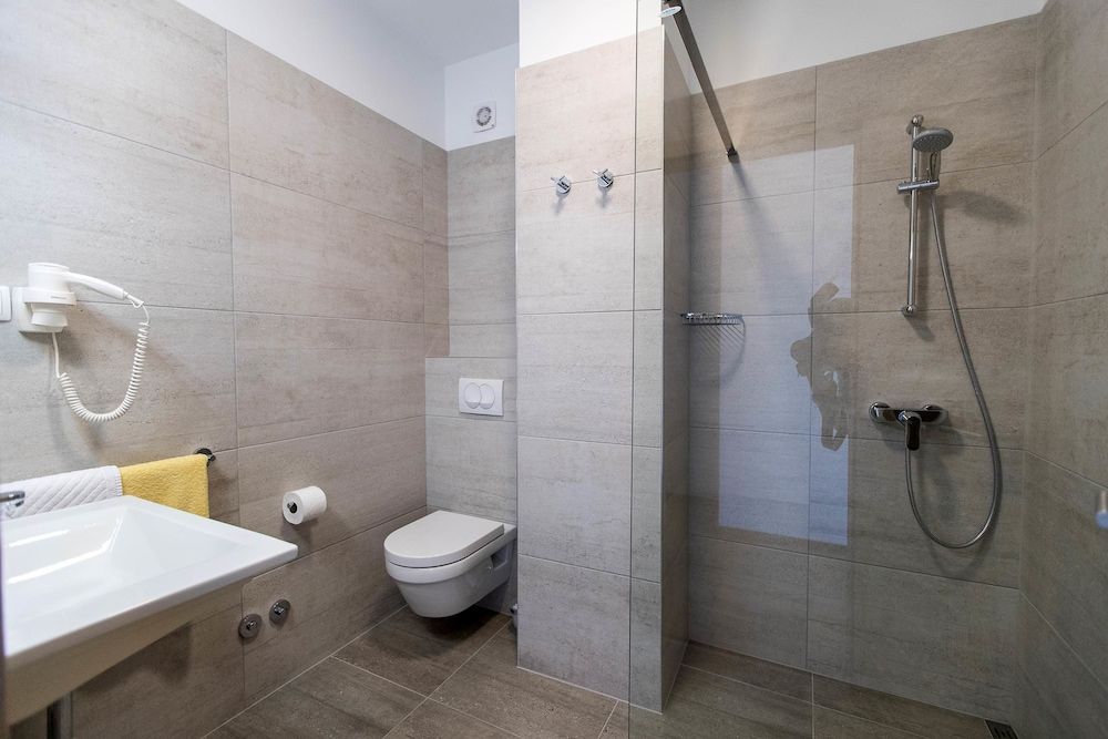 Pansion Preza Deluxe Double Room, Balcony, Sea View 7