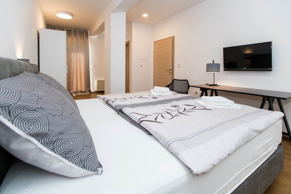 Triple Room, Balcony