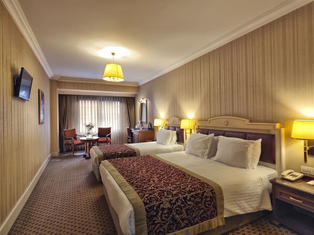 undefined Taksim Metropark Hotel 2