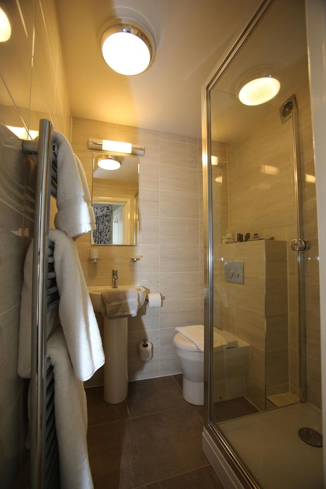 The Cordelia Superior Double Room, Ensuite (Super King Bed) 9