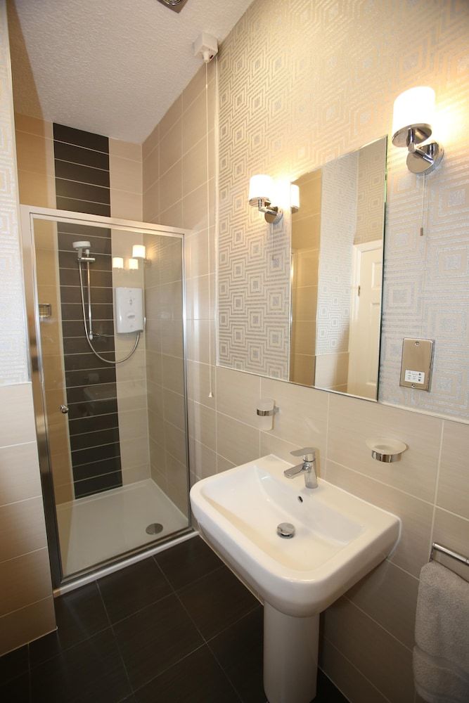 The Cordelia Superior Double Room, Ensuite (Super King Bed) 11