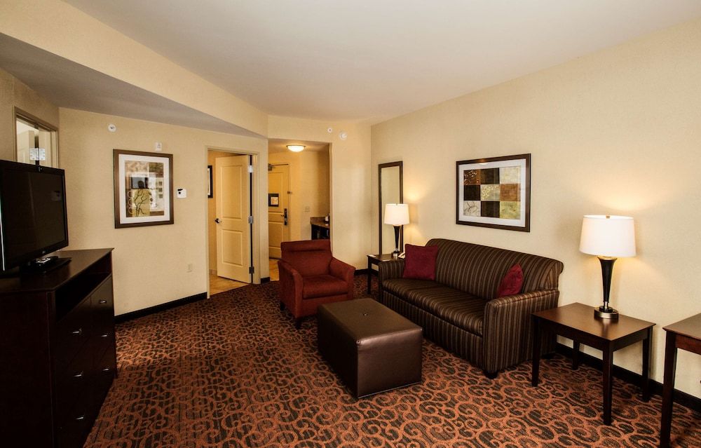 Suite, 1 King Bed, Non Smoking