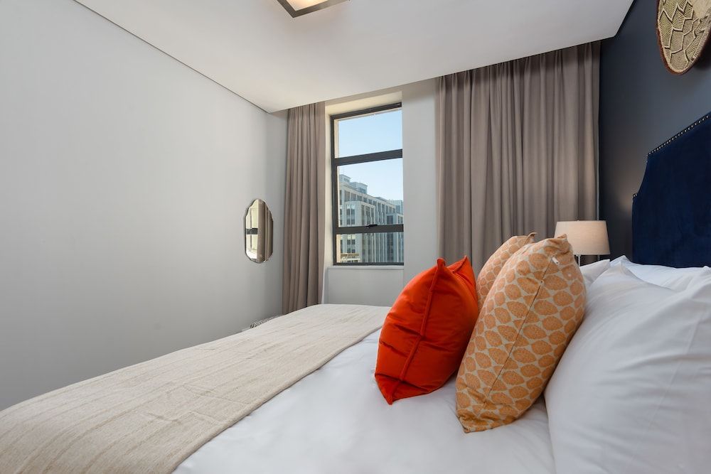 Fountain Suites 1001 Comfort Apartment, Multiple Beds, Non Smoking 5