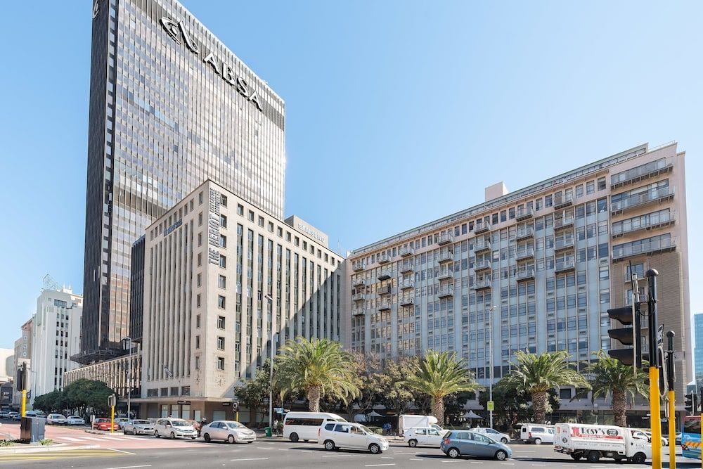 undefined Fountain Suites 1001 2