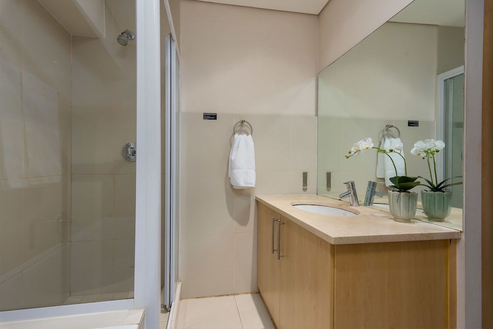 Fountain Suites 1001 Comfort Apartment, Multiple Beds, Non Smoking 9