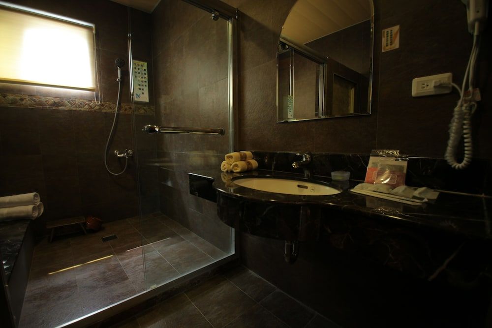 Countryside B&B Deluxe Twin Room 3