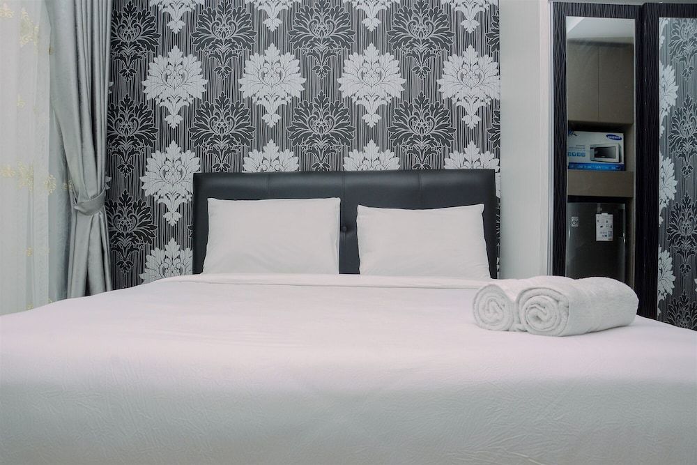 undefined Best Price Studio Apartment at Gold Coast 8