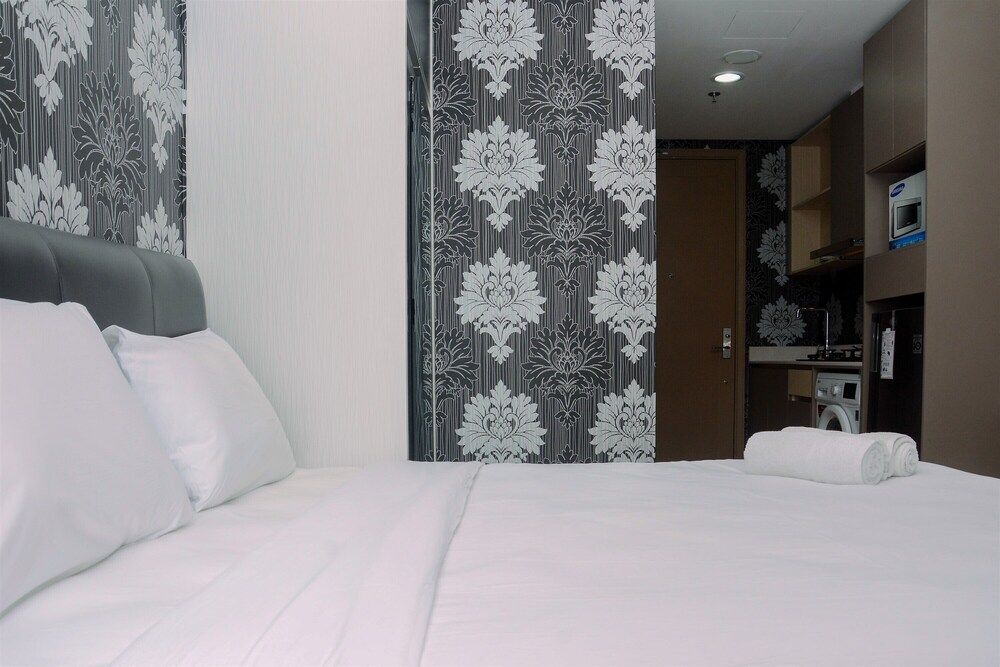 undefined Best Price Studio Apartment at Gold Coast 9