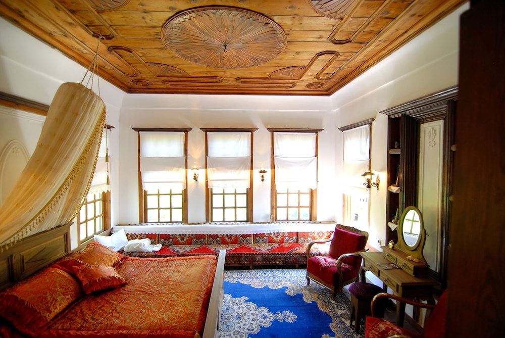 Mehves Hanim Konagi Traditional Double Room, Shared Bathroom 5