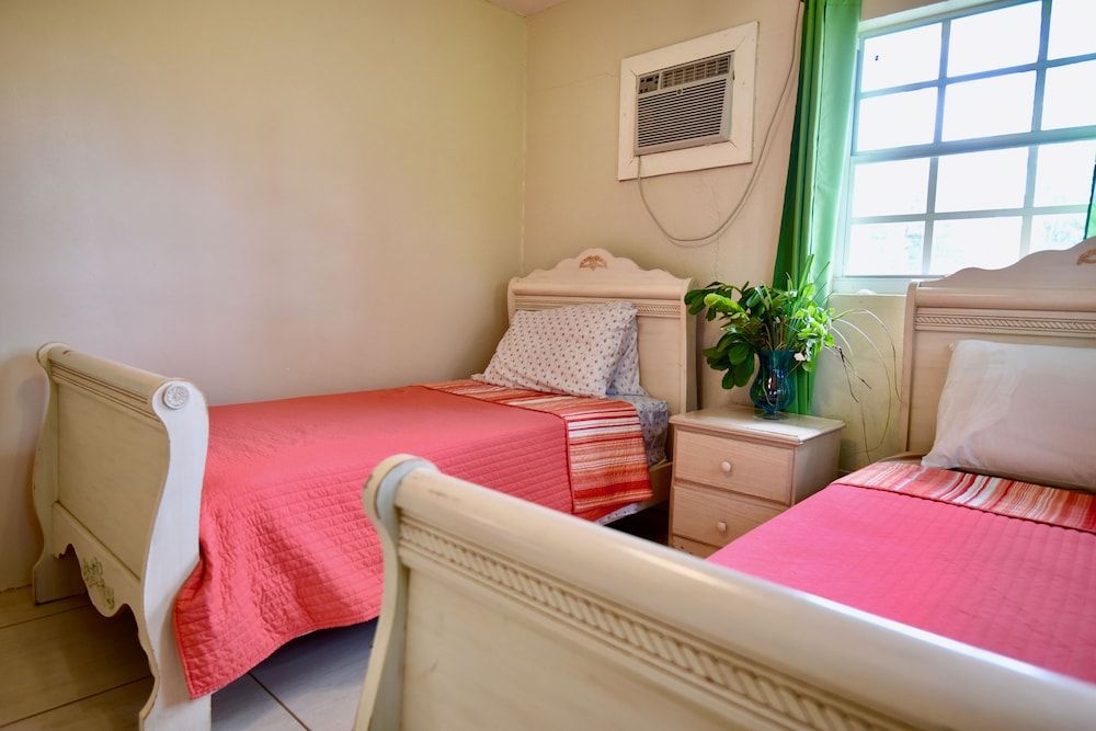 Nathan's Lodge Suite, 2 Bedrooms 2