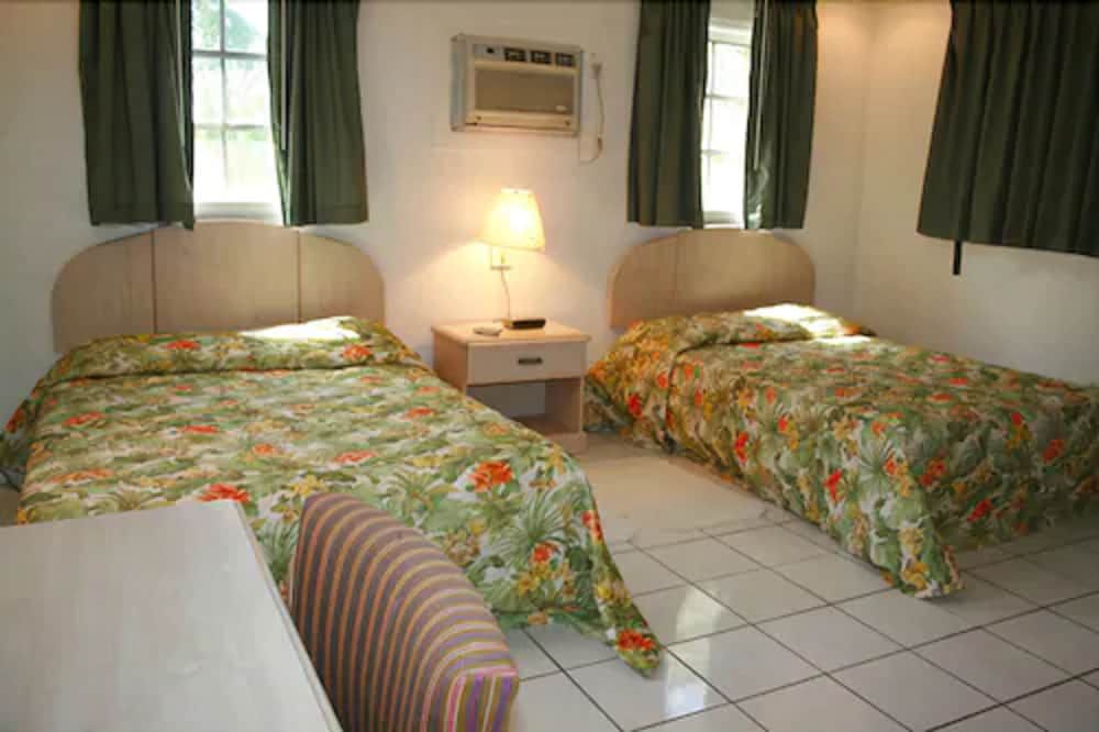 Nathan's Lodge Standard Room, 2 Queen Beds 4